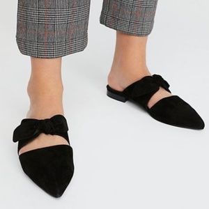 Jeffrey Campbell Black Charlin Bow Mules Size: 8.5